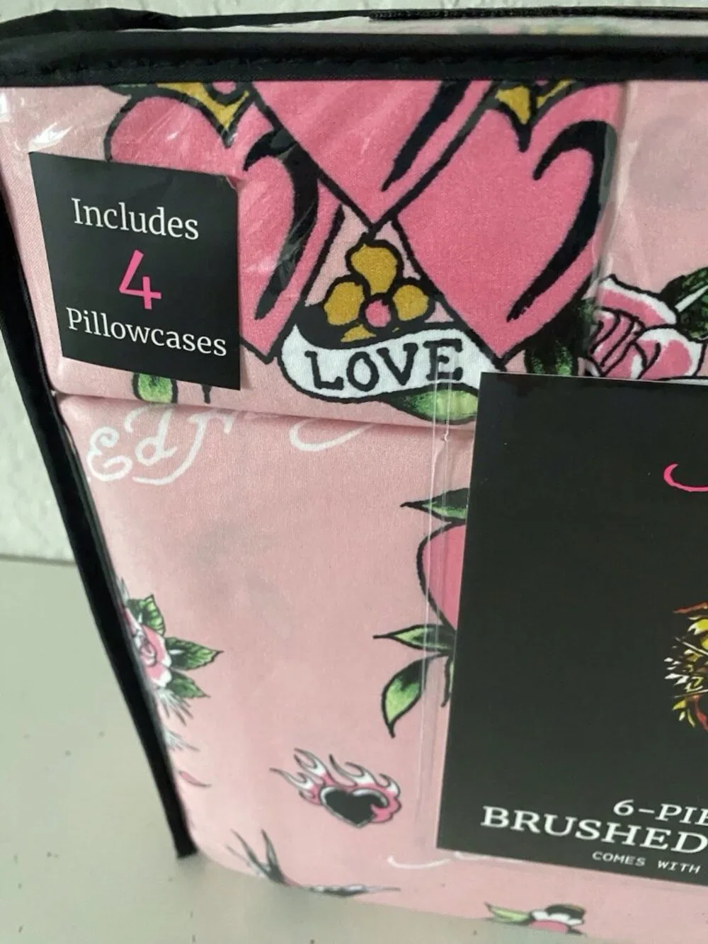 6 Piece Ed Hardy KING Size Sheet Set Pink Logo Skulls Hearts Birds NEW